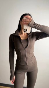 Trijų dalių kostiumėlis