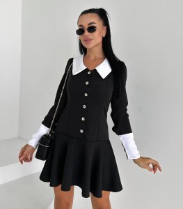 Išskirtinio dizaino suknelė