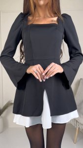 Išskirtinio dizaino suknelė