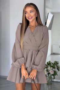 Išskirtinio dizaino suknelė