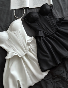 Dviejų dalių suknelė