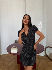 Taškuota suknelė