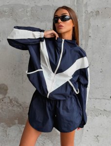 Laisvalaikio kostiumėlis
